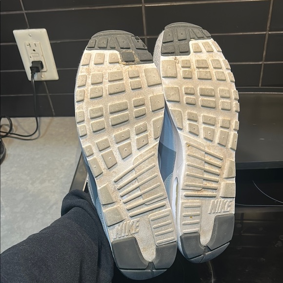 Nike Light Gray Air Max Tavas Shoes - Picture 5 of 5